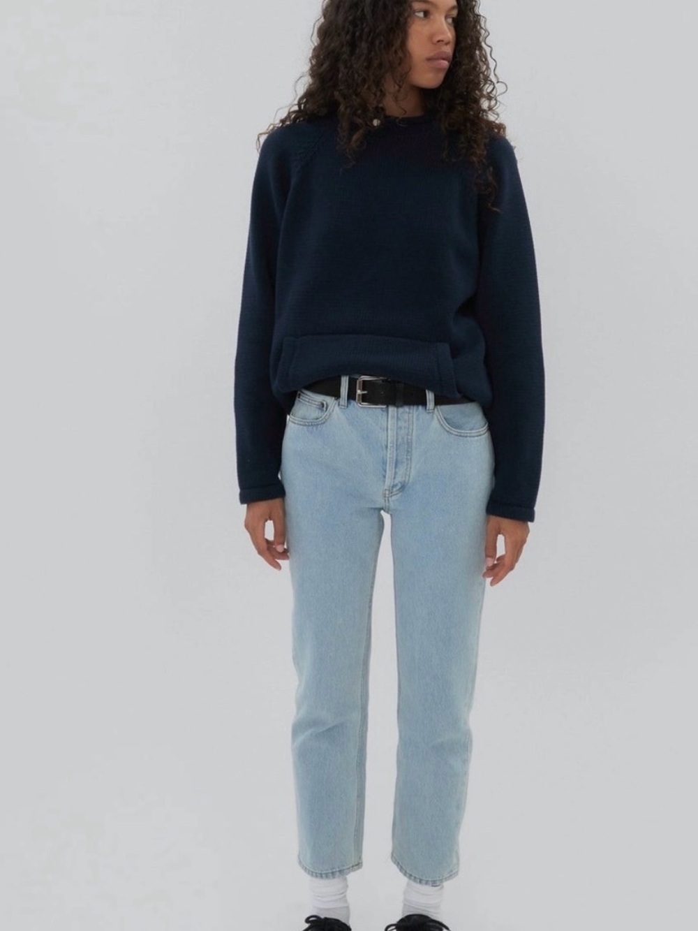 Still Here
Mid-Rise Straight Leg Jeans  size 24